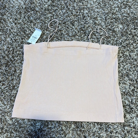 CUTE PINK CROP TOP - Picture 1 of 3